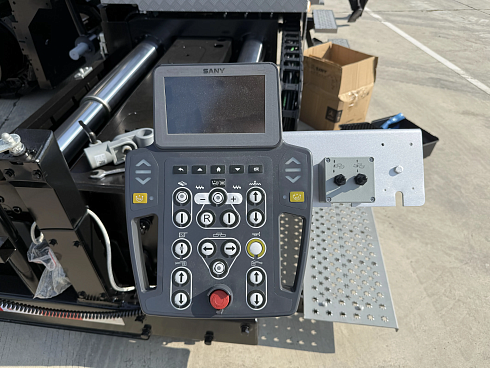 асфальтоукладчик sany ssp90c - 10ru Асфальтоукладчики