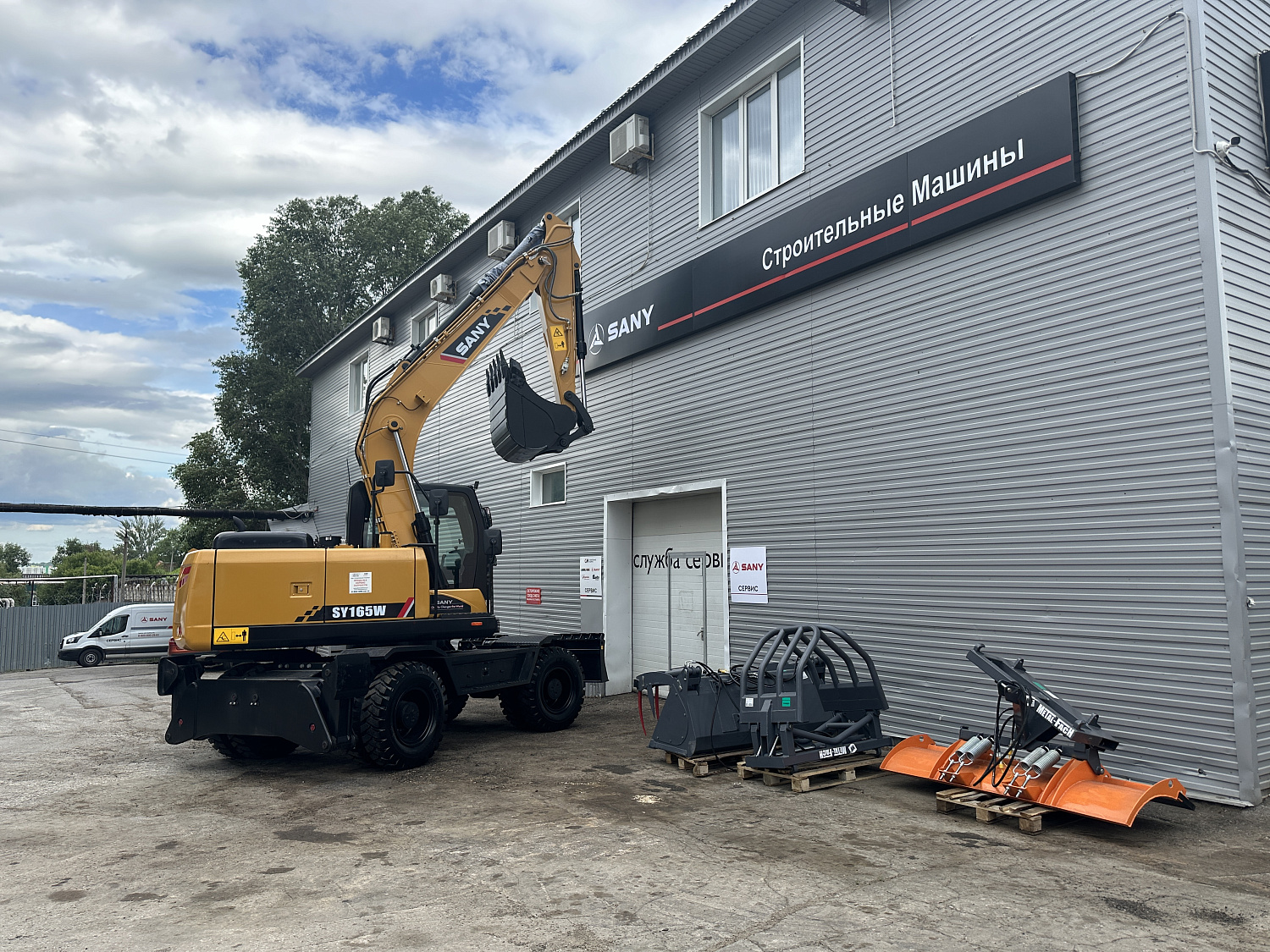 экскаватор колесный sany sy165w с аутригерами Колесные экскаваторы Sany