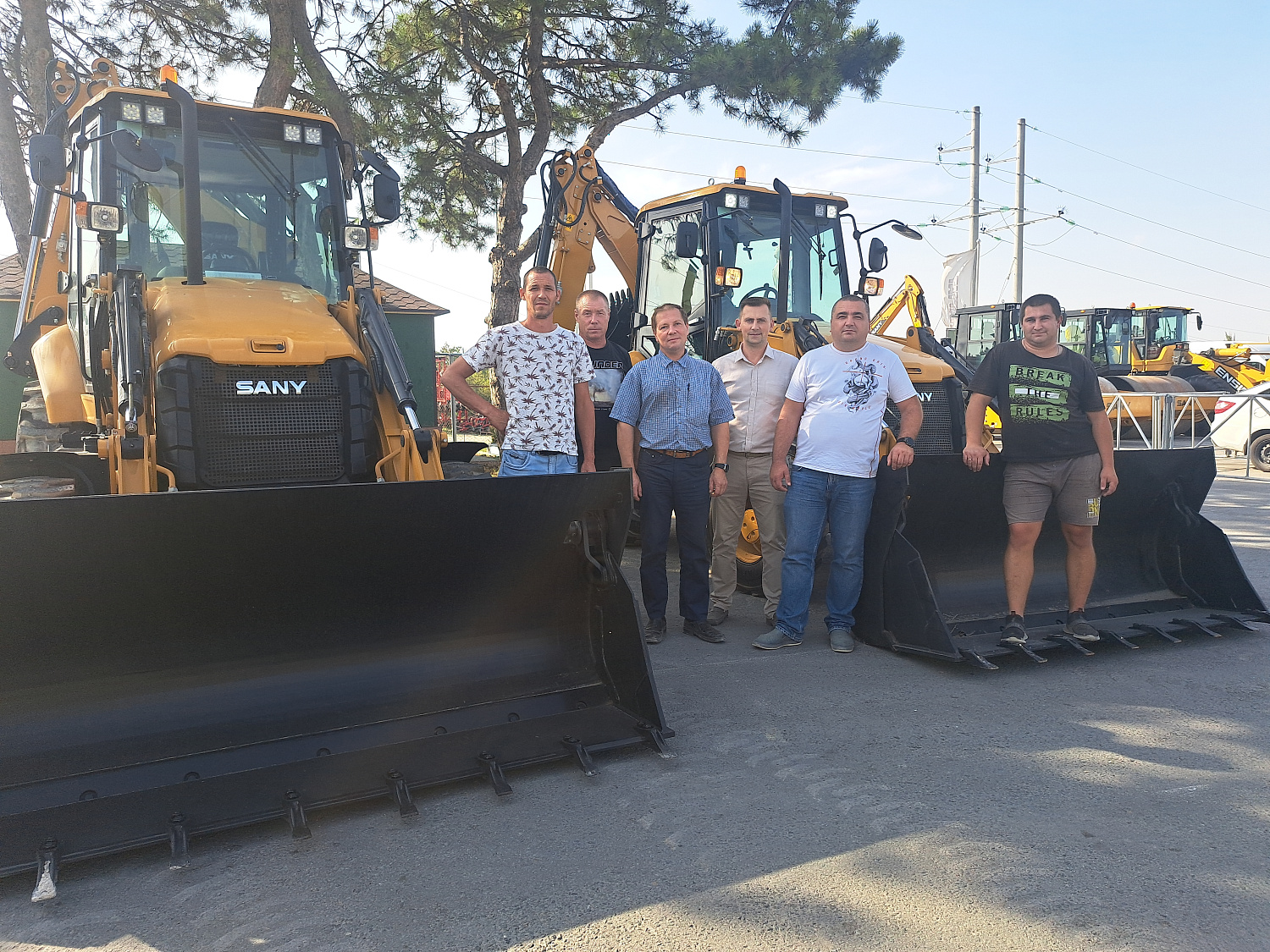 экскаватор погрузчик sany bhl 95 Экскаваторы погрузчики Sany