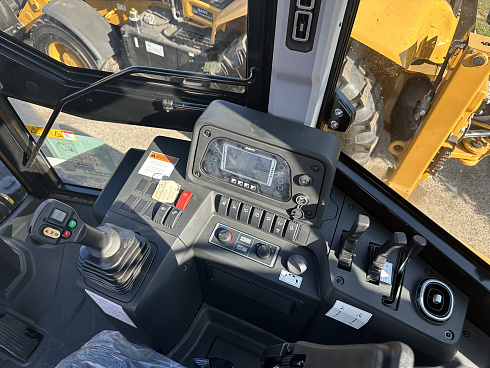 экскаватор погрузчик sany bhl 95 Экскаваторы погрузчики Sany
