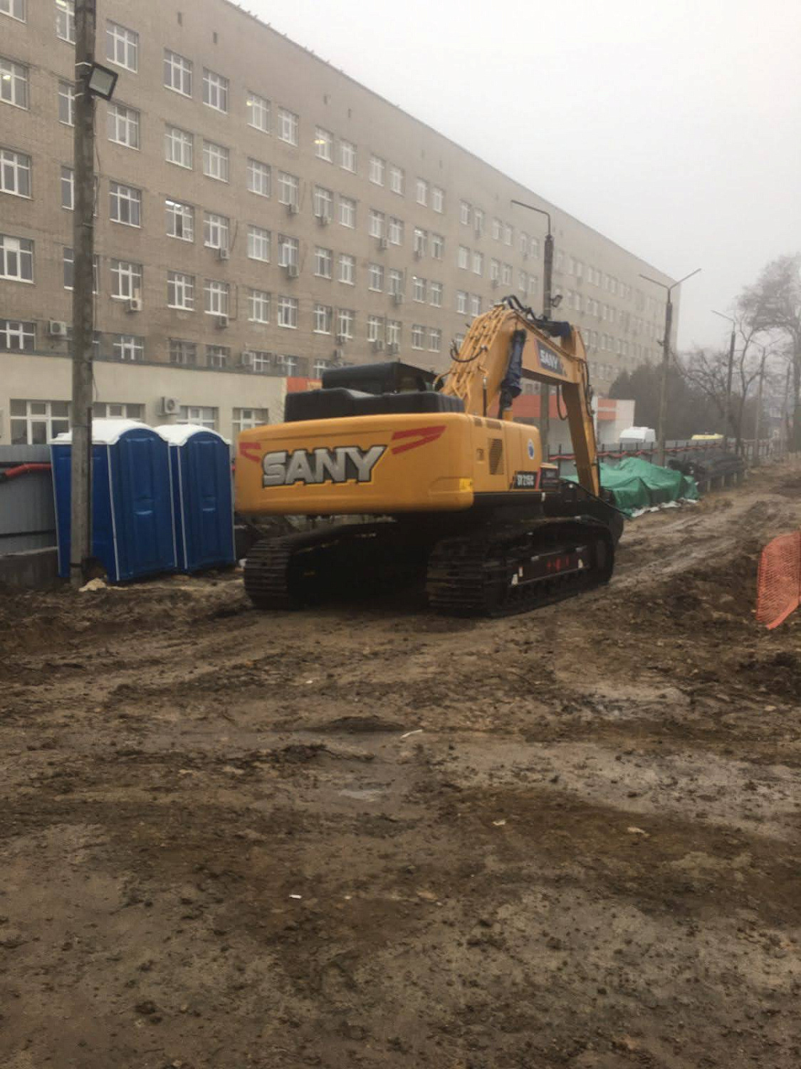 экскаватор гусеничный sany sy215c Гусеничные экскаваторы Sany