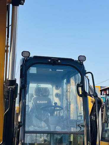 экскаватор колесный sany sy185w с аутригерами и отвалом Колесные экскаваторы Sany