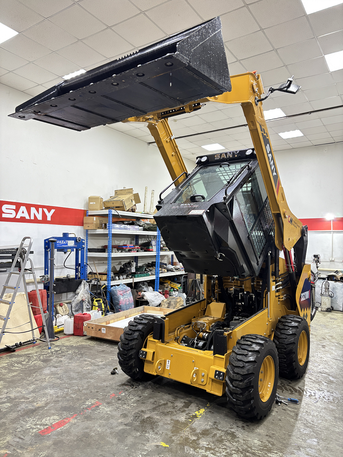 мини погрузчик sany ss270v Мини погрузчики Sany