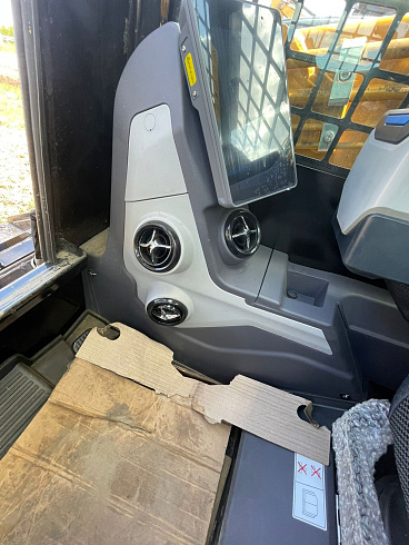 мини погрузчик sany st230v Мини погрузчики Sany