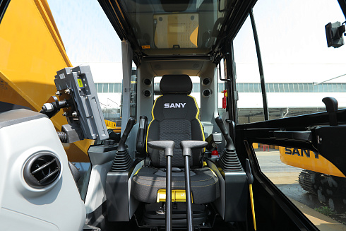 экскаватор гусеничный sany sy500h Гусеничные экскаваторы Sany