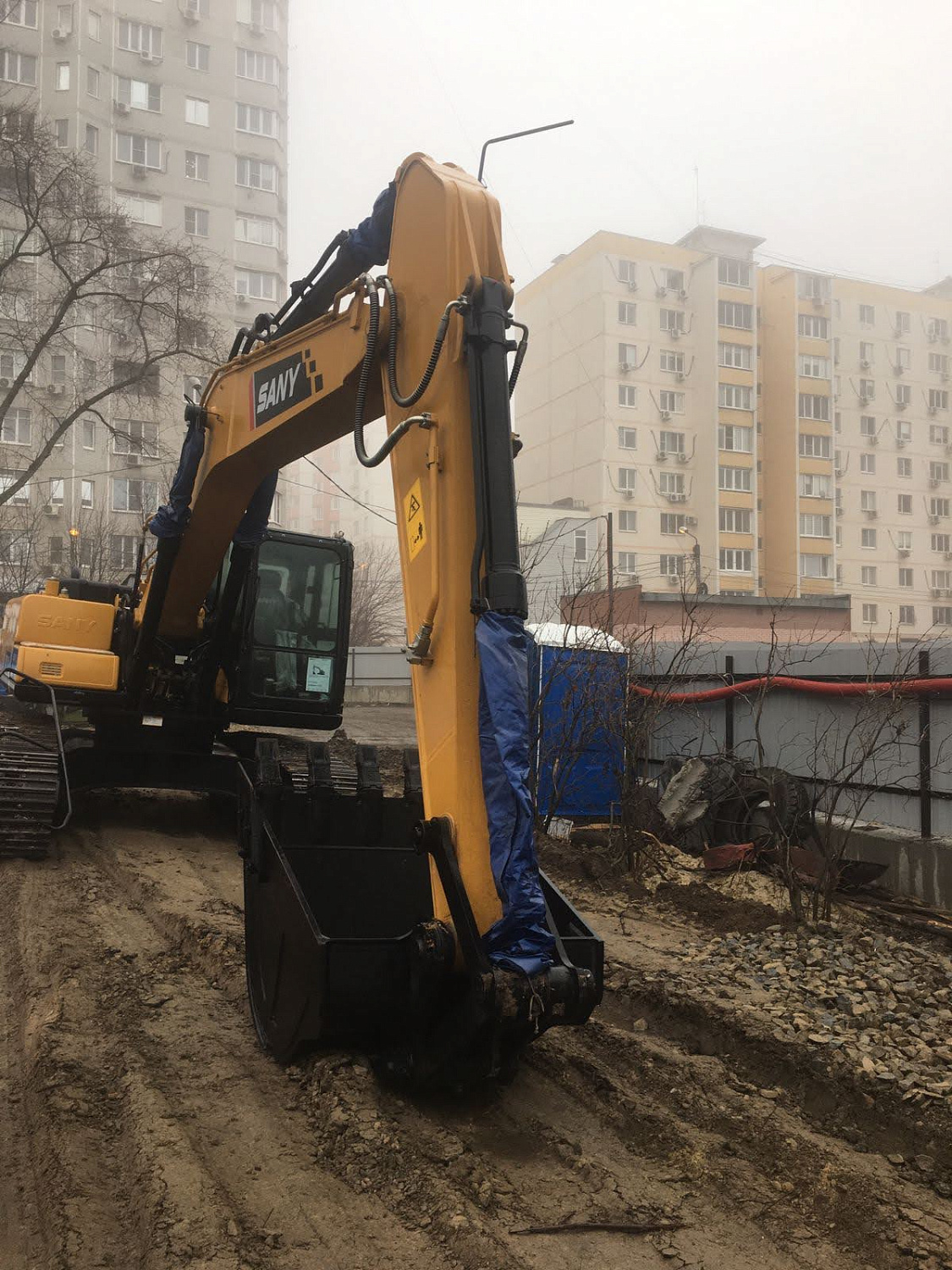 экскаватор гусеничный sany sy215c Гусеничные экскаваторы Sany