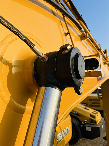 экскаватор колесный sany sy185w с аутригерами и отвалом Колесные экскаваторы Sany