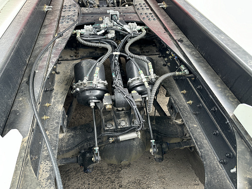 автобетоносмеситель sany sy310c-6w (v) Автобетоносмесители Sany