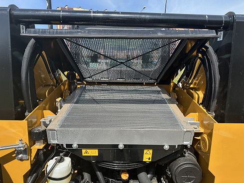 мини погрузчик sany st230v Мини погрузчики Sany