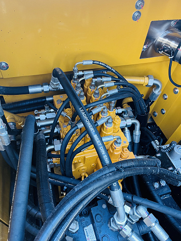 экскаватор колесный sany sy185w с аутригерами и отвалом Колесные экскаваторы Sany