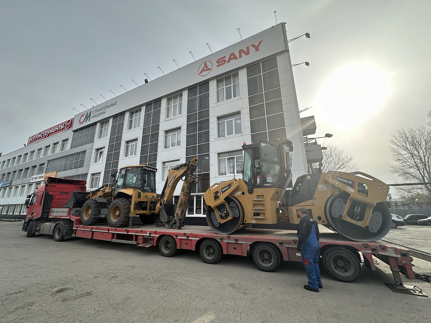 равноколесный экскаватор погрузчик sany bhl 105 Экскаваторы погрузчики Sany
