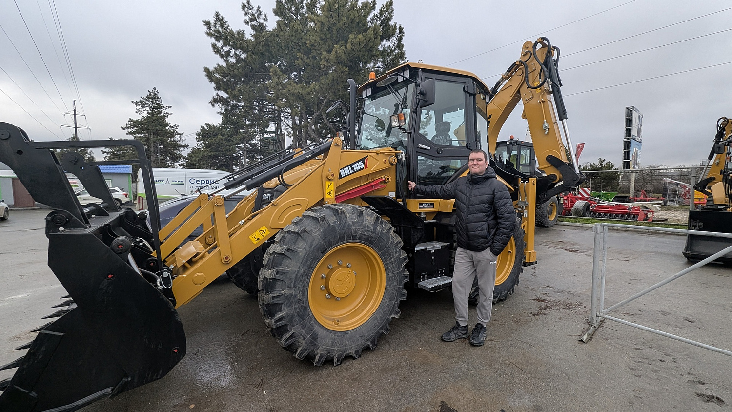 равноколесный экскаватор погрузчик sany bhl 105 Экскаваторы погрузчики Sany