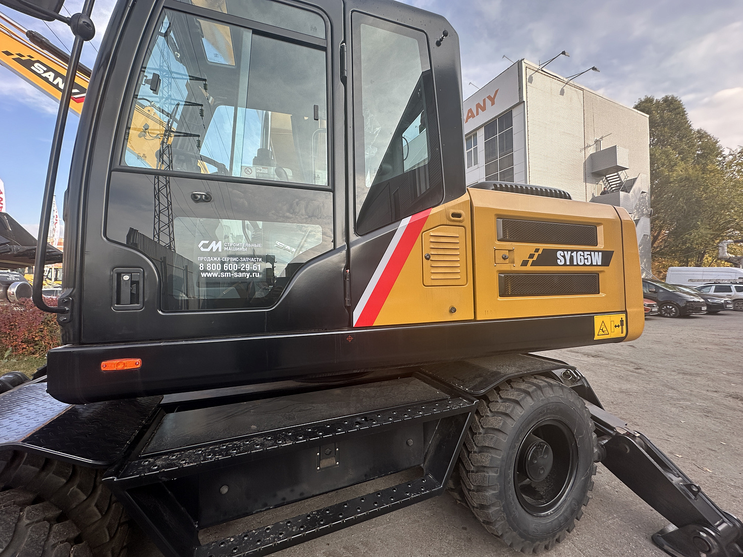экскаватор колесный sany sy165w с аутригерами Колесные экскаваторы Sany