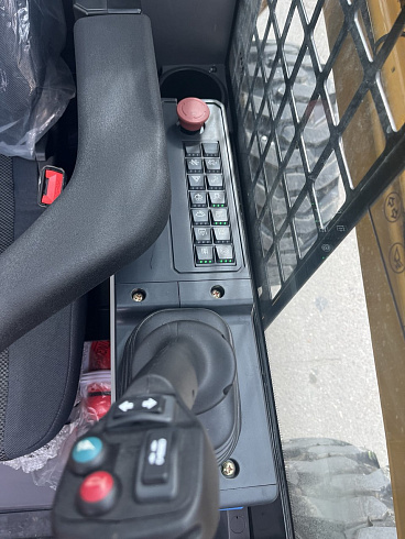 мини погрузчик sany ss270v Мини погрузчики Sany