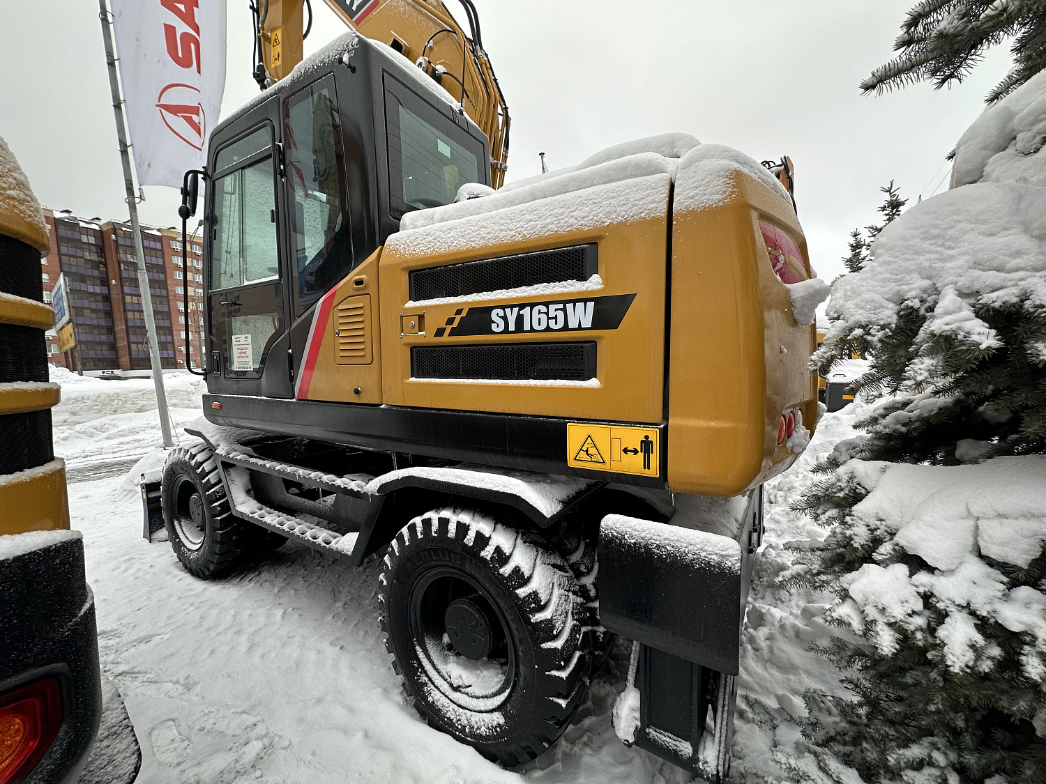 экскаватор колесный sany sy165w с аутригерами Колесные экскаваторы Sany