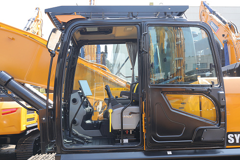 экскаватор гусеничный sany sy500h Гусеничные экскаваторы Sany