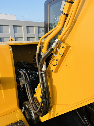 экскаватор колесный sany sy185w с аутригерами и отвалом Колесные экскаваторы Sany