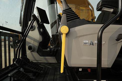 экскаватор гусеничный sany sy215c Гусеничные экскаваторы Sany